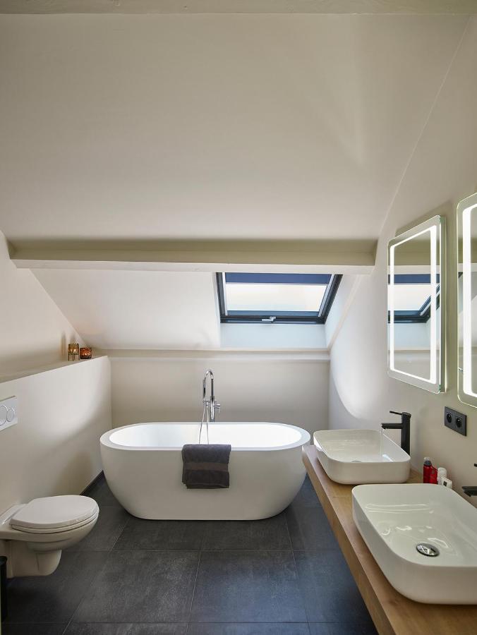 'T Vlyt Vakantiehuis-Wellness Bed & Breakfast Riemst Ngoại thất bức ảnh