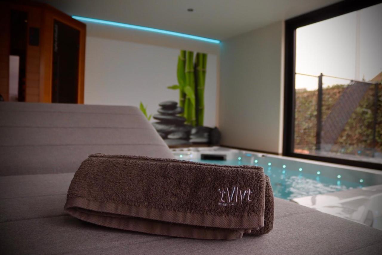 'T Vlyt Vakantiehuis-Wellness Bed & Breakfast Riemst Ngoại thất bức ảnh
